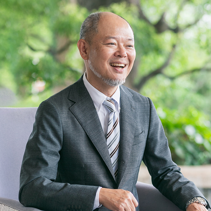 代表取締役社長 村井 宏輔