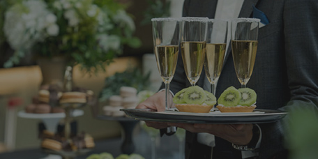 サービス請負""